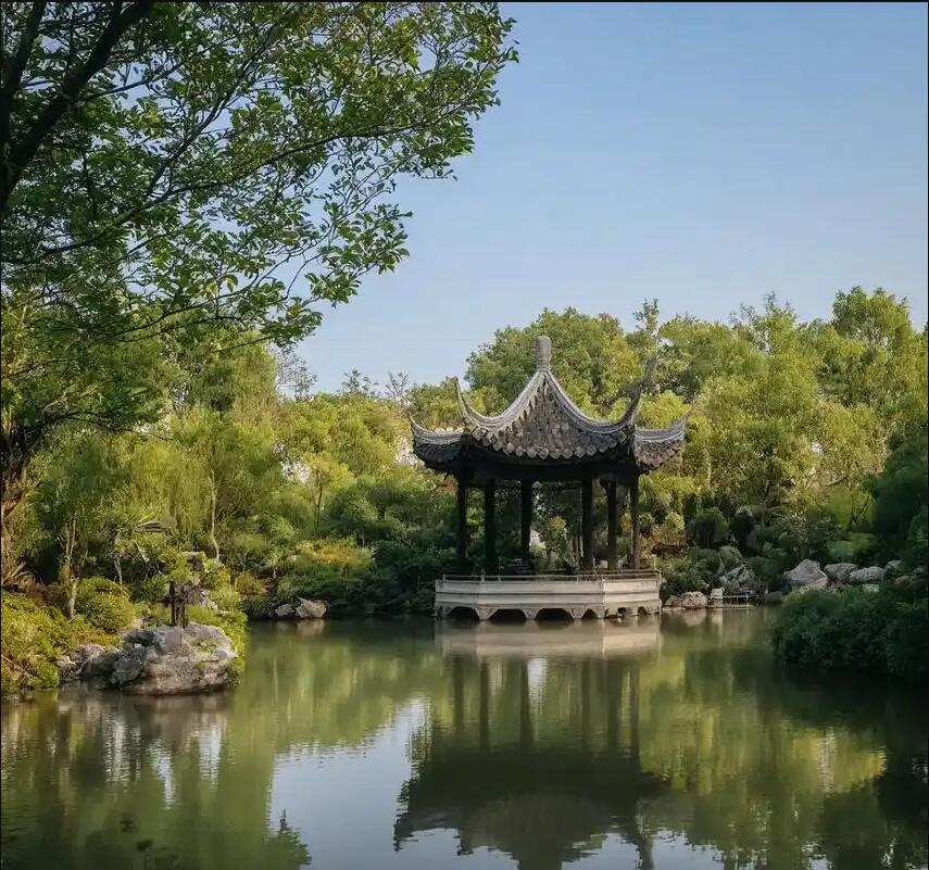 湛江赤坎醉蓝餐饮有限公司